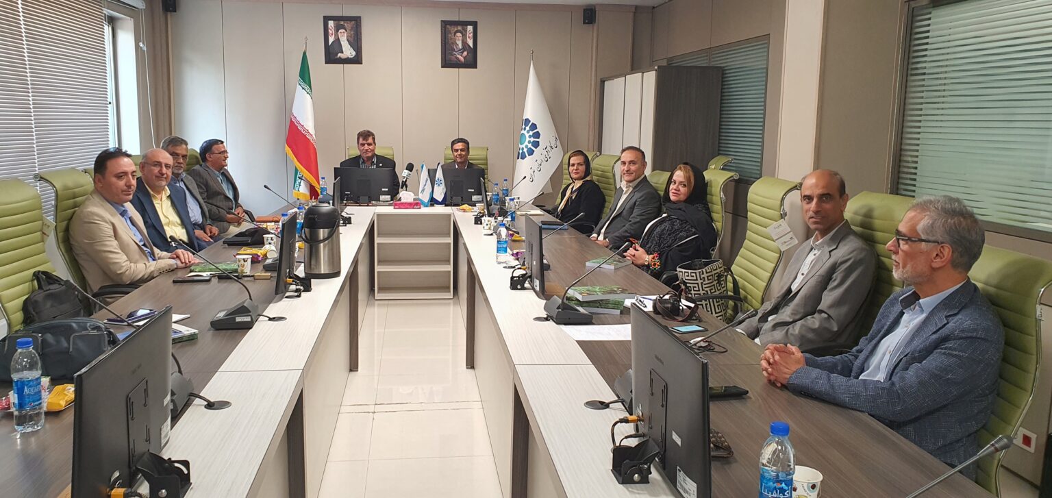 جلسه هم‌اندیشی کمیسیون گسترش«کانون کارآفرینی استان تهران» با حضور دکتر کریمیان اقبال برگزار شد