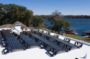 انرژی پاک و به‌صرفه با پنل‌های خورشیدی پیشرفته ال‌جی