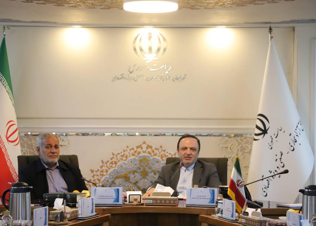 در جهت تقویت همکاریها؛با ارزیابی پروژههای قرارگاه سازندگی خاتم الانبیاء در مناطق آزاد،تمامی پروژهها مورد بررسی قرار گرفت و تصمیمگیری شد