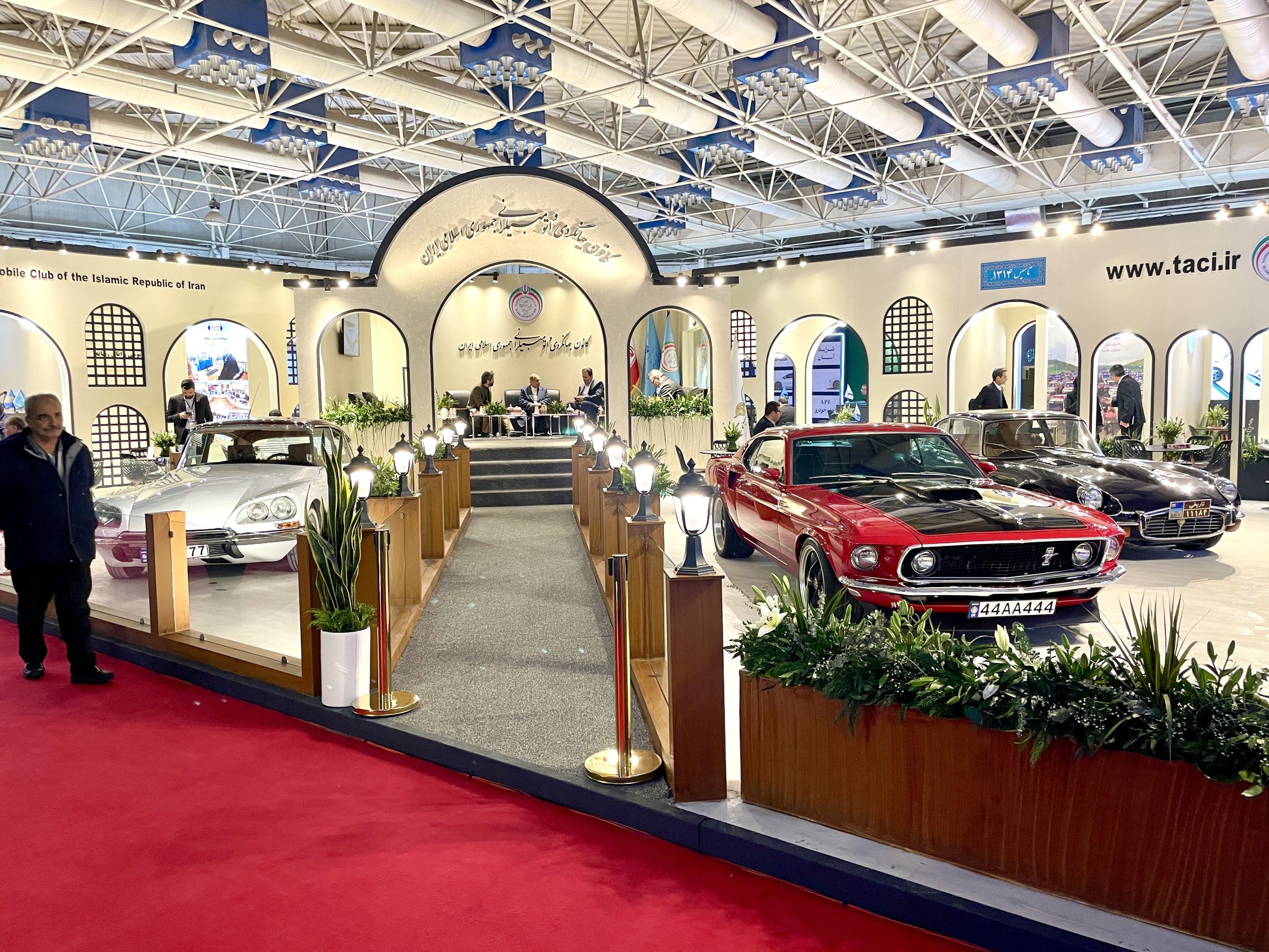 افتتاح هجدهمین نمایشگاه بین‌المللی گردشگری تهران با حضور چشمگیر کانون جهانگردی و اتومبیلرانی