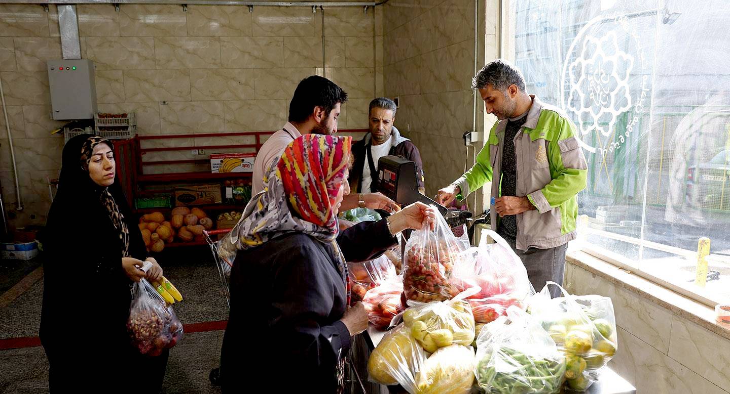 لزوم رعایت استاندارد تمامی ظرووف و کیسه‌های مصرفی در میادین و بازارهای میوه و تره‌بار