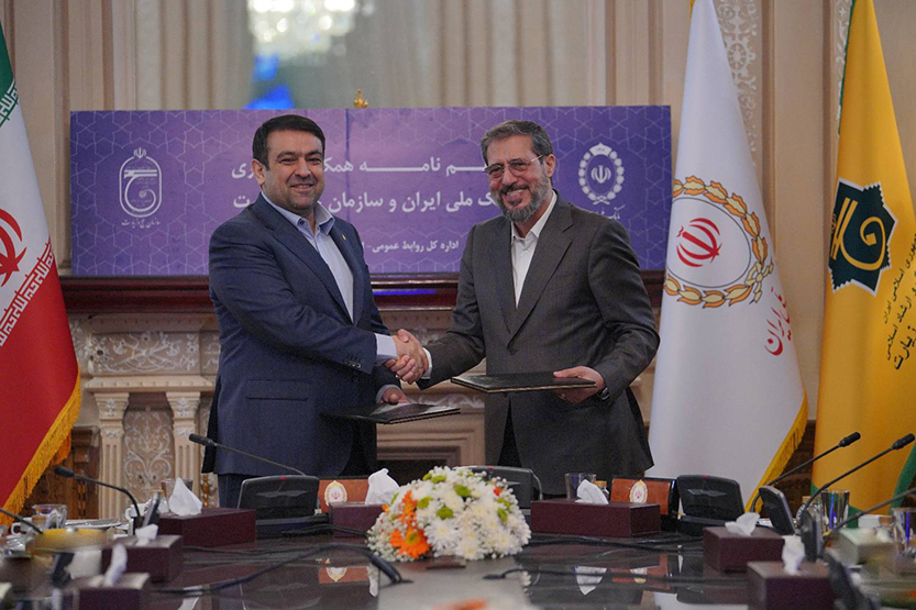 امضای تفاهم نامه همکاری بین بانک ملی و سازمان حج و زیارت / نجارزاده: آماده طراحی کارت اعتباری مشترک با عربستان برای حجاج هستیم