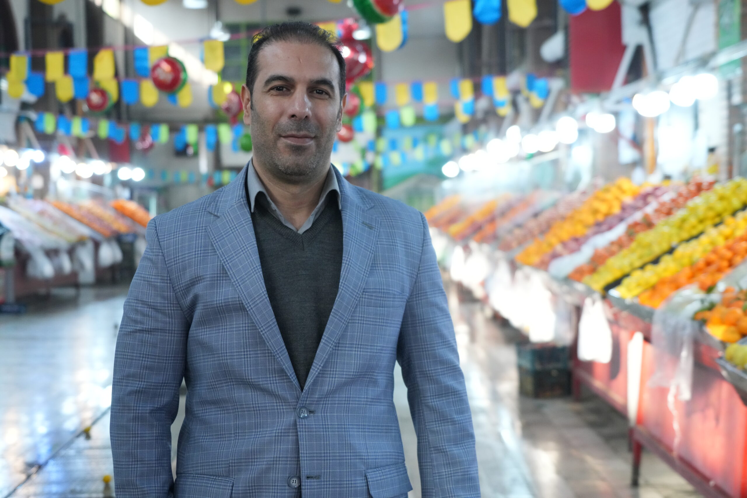 تقدیر فرماندار تهران از مدیر و معاون میدان میوه و تره‌بار جلال آل احمد در جنگ دوازده ۱۲ روزه