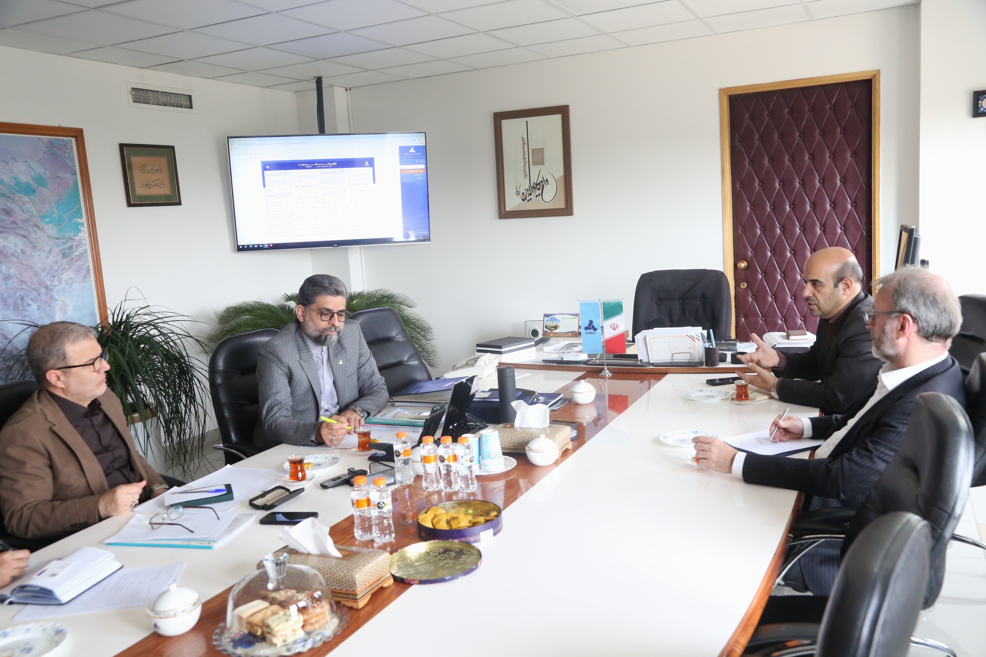 همکاری ایدرو و ساتبا در مسیر توسعه انرژی خورشیدی صنعت