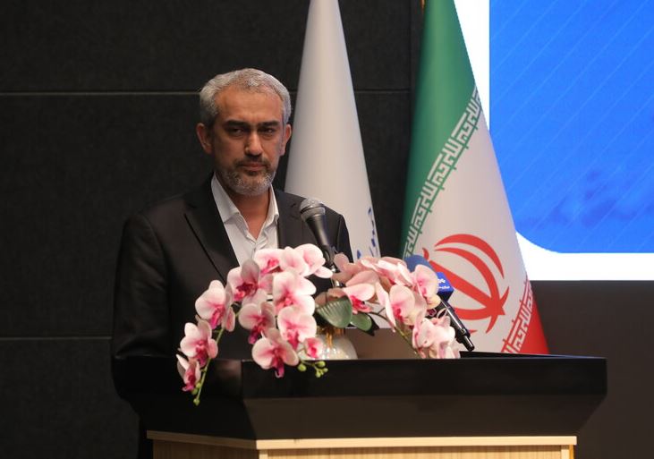 وزیر امور اقتصادی و دارایی در سومین همایش برترین‌های بورس کالا:صندوق‌ها و اوراق ارزی در راه بازار سرمایه؛ ثبات بازار ارز هدف اصلی است