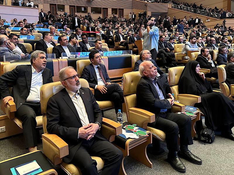 با حضور بانک مسکن؛ رویداد بزرگ کیش اینوکس ۲۰۲۵ آغاز به کار کرد/ حضور هدفمند با شعار «ارزش‌آفرینی پایدار، بازارگاه بانک مسکن»