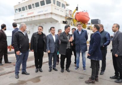 بازدید هیئت اقتصادی روسیه از منطقه آزاد انزلی و بندر کاسپین:تقویت همکاری‌های دریایی، حمل‌ونقل و تجارت غلات محور مذاکرات دو طرف